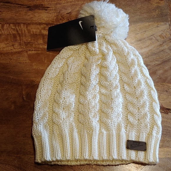Nike Pom Pom Winter Hat - Picture 1 of 2